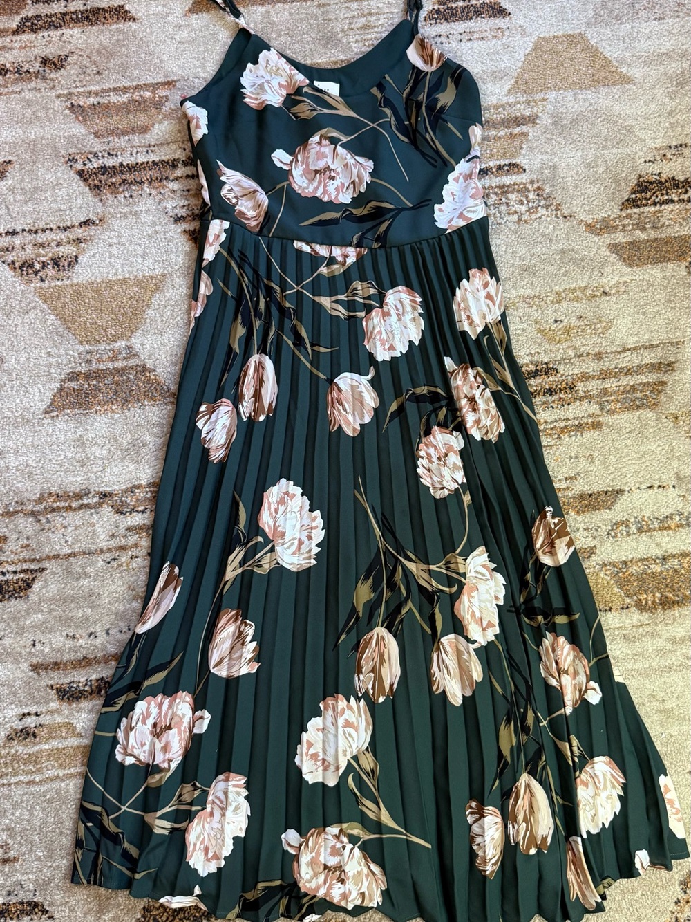Universal Thread Dark Green Pleated Floral Midi Dress with Blush Flowers